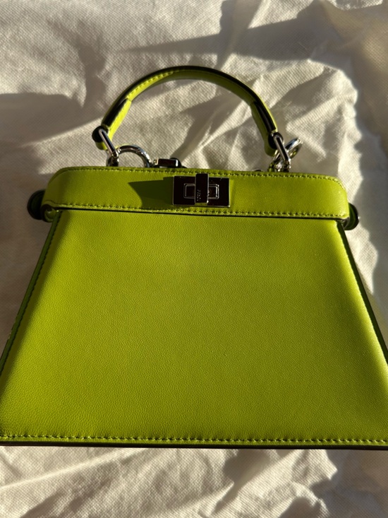 FENDI 2022 Petit Peekaboo ISeeU - Picture 2 of 10